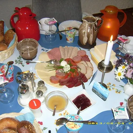Penzion Gaestehaus Hochrhoenblick 3*