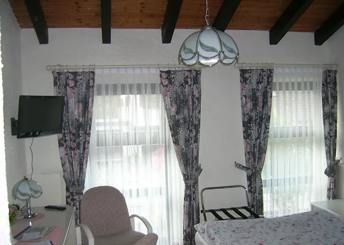 Gaestehaus Hochrhoenblick 3* Schönau an der Brend