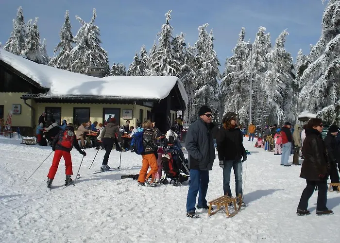 Gaestehaus Hochrhoenblick 3*
