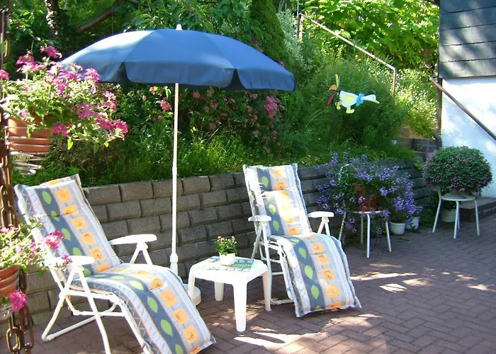 בית הארחה Gaestehaus Hochrhoenblick 3*