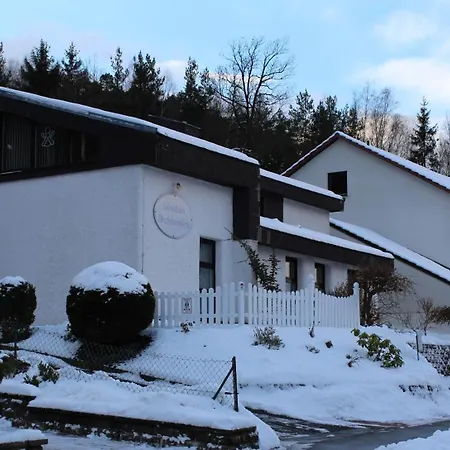Guest house Gaestehaus Hochrhoenblick Schonau an der Brend