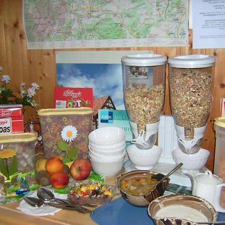Гостевой дом Gaestehaus Hochrhoenblick