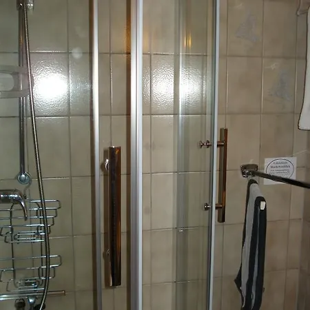 霍博里克酒店 3*