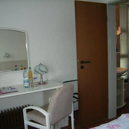 Gaestehaus Hochrhoenblick Schonau an der Brend